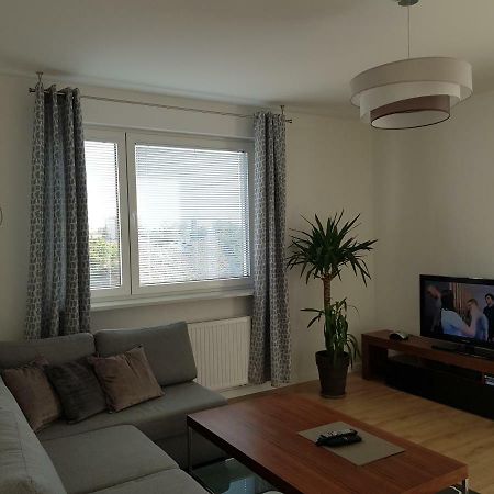 Hennela Apartment Варшава Екстериор снимка